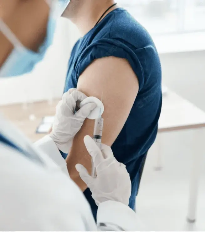 врач со стетоскопом